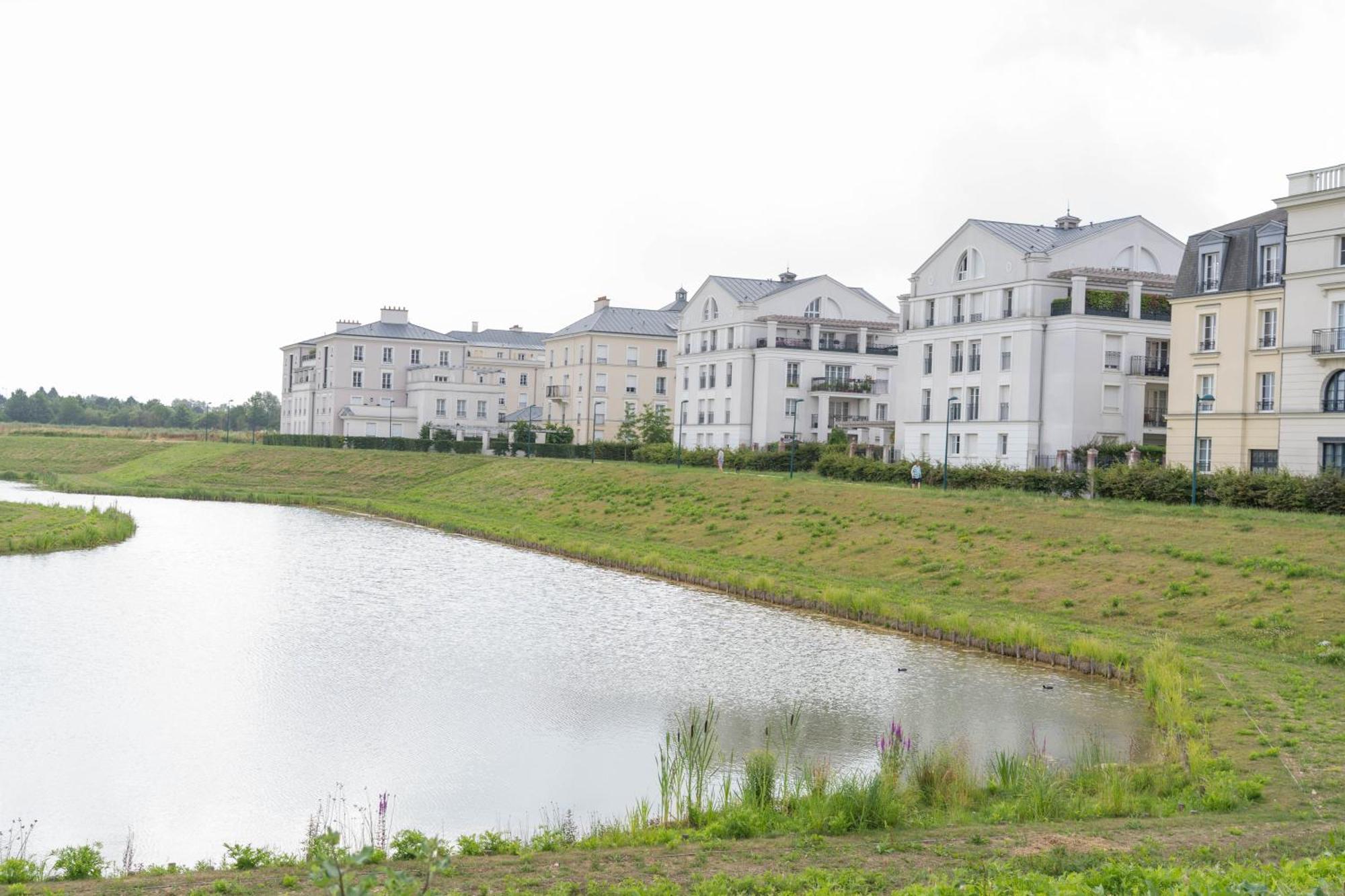 Air-Conditioned Apartment, Walking Distance To Disney - Disney Magical Homes, Paris سيري المظهر الخارجي الصورة